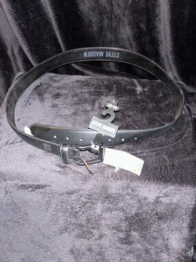 Steve Madden Black Leather Men's Belt with Polished Buckle